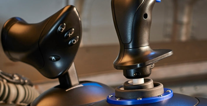 <h2>Thrustmaster</h2>