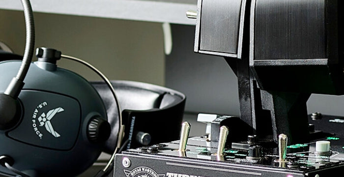 <h1>Thrustmaster</h1>